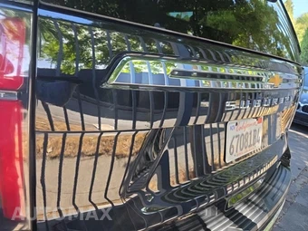 2022 Chevrolet Suburban LT 1LT - miniatura 5