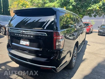 2022 Chevrolet Suburban LT 1LT - miniatura 4