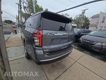 2022 Chevrolet Suburban LT 1LT - miniatura 2