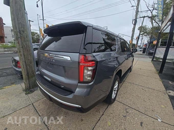 2022 Chevrolet Suburban LT 1LT - miniatura 3