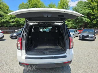 2022 Chevrolet Suburban LT 1LT - miniatura 15