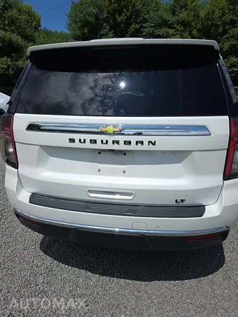 2022 Chevrolet Suburban LT 1LT - miniatura 33
