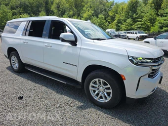 2022 Chevrolet Suburban LT 1LT - miniatura 4