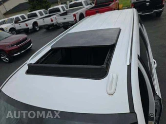 2022 Chevrolet Suburban LT 1LT - miniatura 12