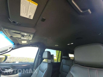2022 Chevrolet Suburban RST 1SP - miniatura 8