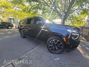 2022 Chevrolet Suburban RST 1SP - miniatura 4