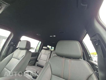 2022 Chevrolet Suburban RST 1SP - miniatura 11