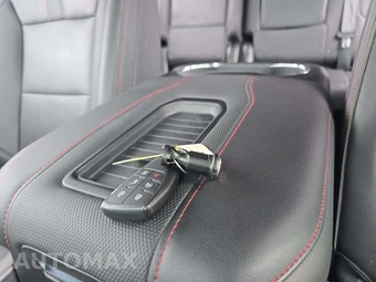 2022 Chevrolet Suburban RST 1SP - miniatura 8