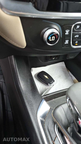 2022 Chevrolet Traverse LS 1LS – miniatura 18