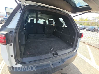 2022 Chevrolet Traverse LS 1LS – miniatura 17