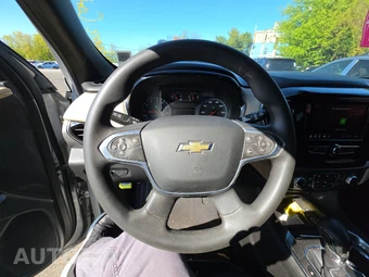 2022 Chevrolet Traverse LS 1LS – miniatura 10