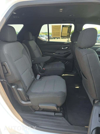 2022 Chevrolet Traverse LT Cloth 1LT - miniatura 17