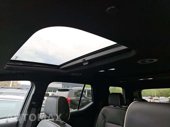 2022 Chevrolet Traverse Premier 1LZ - miniatura 11