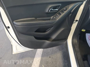 2022 Chevrolet Trax LS 1LS – miniatura 9