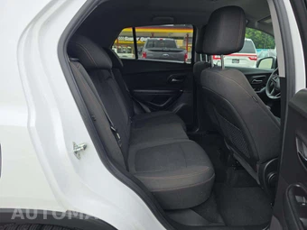 2022 Chevrolet Trax LS 1LS – miniatura 13