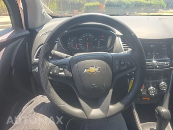 2022 Chevrolet Trax LS 1LS - miniatura 10