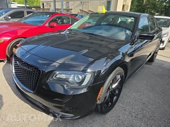 2022 Chrysler 300 Touring