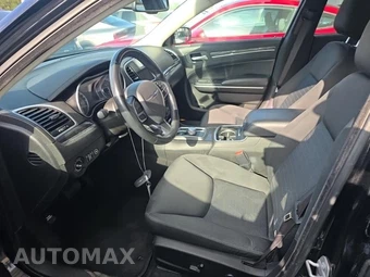 2022 Chrysler 300 Touring - miniatura 13