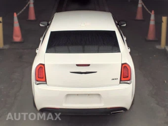 2022 Chrysler 300 Touring - miniatura 5