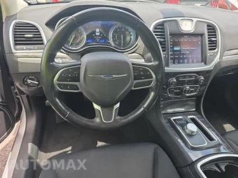 2022 Chrysler 300 Touring – miniatura 14