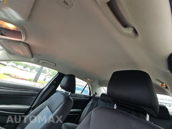 2022 Chrysler 300 Touring – miniatura 17