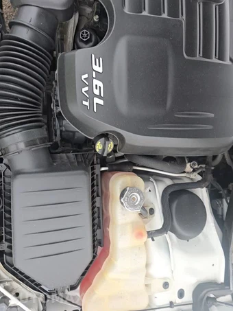 2022 Chrysler 300 Touring L – miniatura 34