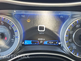 2022 Chrysler 300 Touring L – miniatura 12