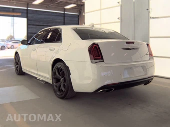 2022 Chrysler 300 Touring L – miniatura 6