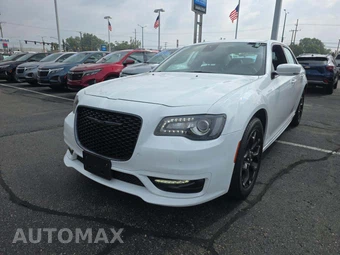 2022 Chrysler 300 Touring L