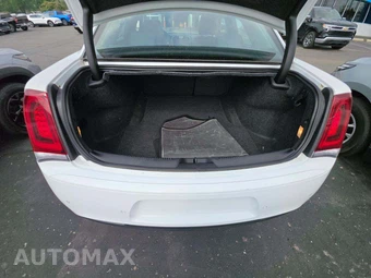 2022 Chrysler 300 Touring L – miniatura 14