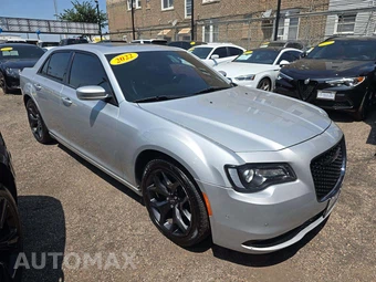 2022 Chrysler 300S – miniatura 4