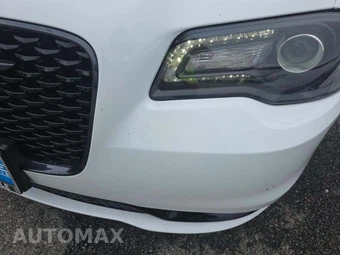 2022 Chrysler 300S – miniatura 21