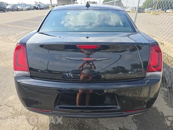 2022 Chrysler 300S – miniatura 5