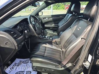 2022 Chrysler 300S – miniatura 7