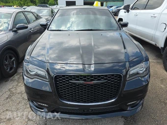 2022 Chrysler 300S – miniatura 2