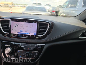 2022 Chrysler Pacifica Hybrid Pinnacle 121.6" WB - miniatura 11