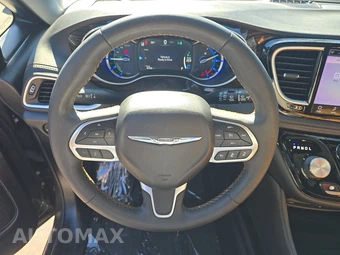 2022 Chrysler Pacifica Hybrid Pinnacle 121.6" WB - miniatura 10