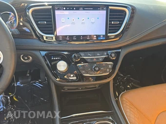2022 Chrysler Pacifica Hybrid Pinnacle 121.6" WB - miniatura 11