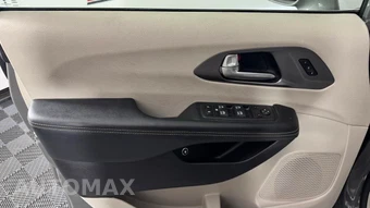 2022 Chrysler Pacifica Hybrid Touring L 121.6" WB - miniatura 11