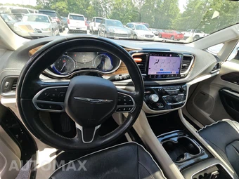 2022 Chrysler Pacifica Limited 121.6" WB - miniatura 11