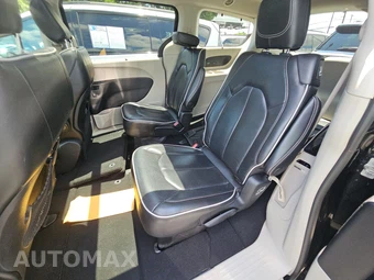 2022 Chrysler Pacifica Limited 121.6" WB - miniatura 13
