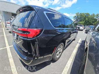 2022 Chrysler Pacifica Limited 121.6" WB - miniatura 4
