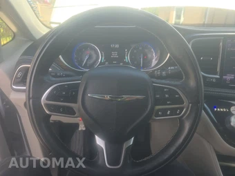 2022 Chrysler Pacifica Limited 121.6" WB - miniatura 10