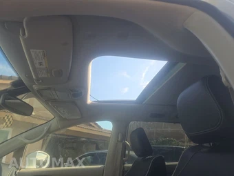 2022 Chrysler Pacifica Limited 121.6" WB - miniatura 15
