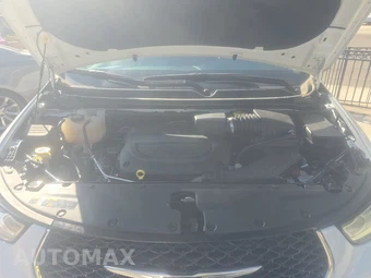2022 Chrysler Pacifica Limited 121.6" WB - miniatura 17