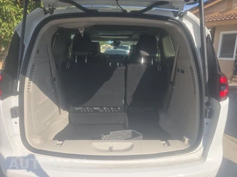 2022 Chrysler Pacifica Limited 121.6" WB - miniatura 18