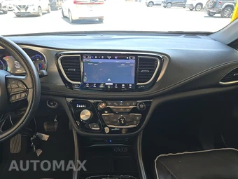 2022 Chrysler Pacifica Limited 121.6" WB - miniatura 11