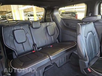 2022 Chrysler Pacifica Limited 121.6" WB - miniatura 14