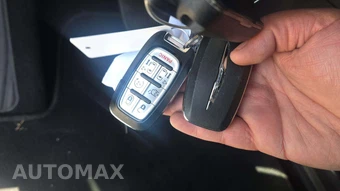 2022 Chrysler Pacifica Limited 121.6" WB - miniatura 22