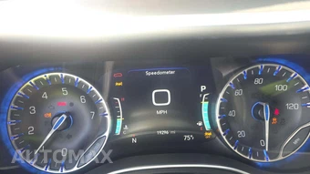 2022 Chrysler Pacifica Limited 121.6" WB - miniatura 32
